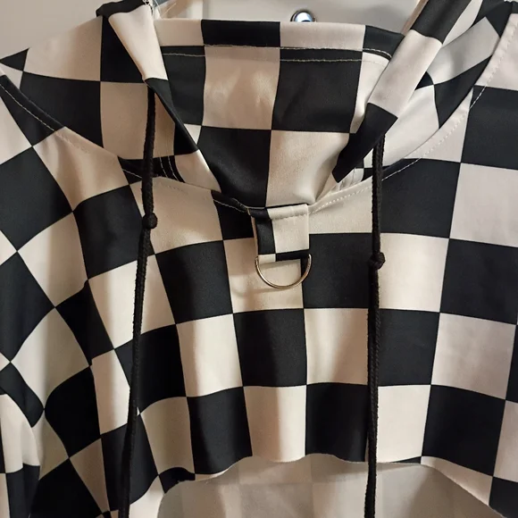 2/$10 Checkered Black and White Cropped Hoodie Size Medium - Picture 2 of 9